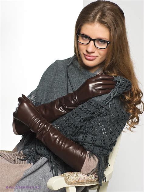 Pin Von Istvan Horvath Auf Gloves Lederhandschuhe Damen Lederhandschuhe Handschuhe