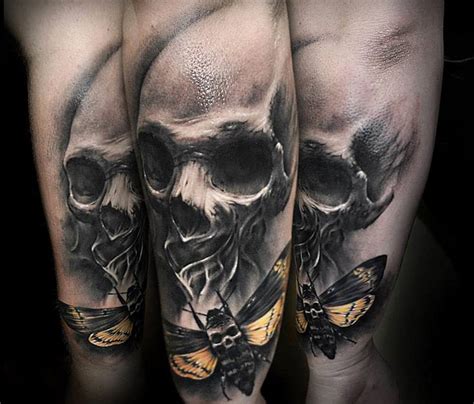 Skull Tattoo By Benjamin Laukis Skull Tattoo Tattoos Skull