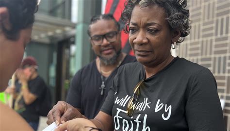 Austin Police District Council Chair Carmelita Earls - WBEZ Chicago