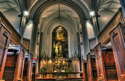 Whether you're joining us at mass or just visiting, we are delighted to see you. St. Thomas's Church, Dudley | The Interior of St. Thomas's ...