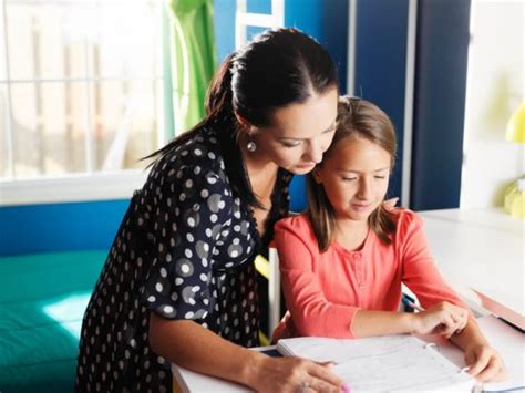 4 Ways To Help Your Kids With Homework Without Doing It For Them