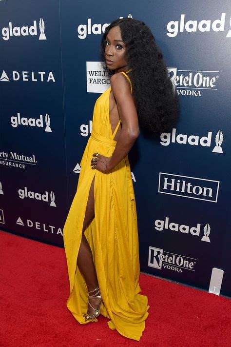 Angelica Ross On Passing Pose And Her Approach To Style In 2020 Poses Actresses Style