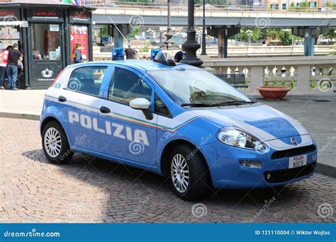italian police car editorial image 17529362