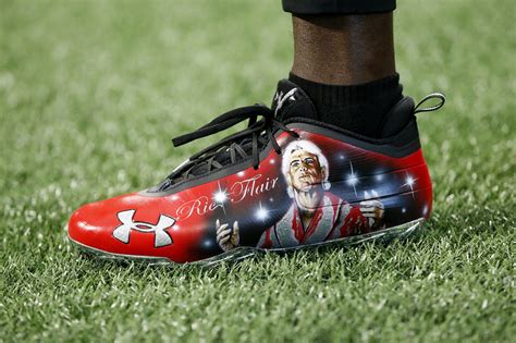 Welcome to lehigh valley sporting clays. Bills player shows support for Colin Kaepernick on cleats ...