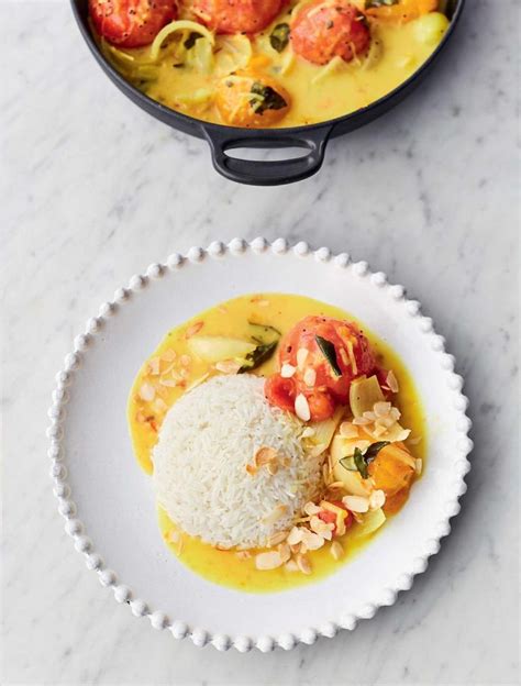 Jamie Olivers Amazing Tomato Curry With Fragrant Spices Saffron And