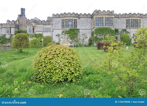 Haddon Hall Exterior From The Garden Stock Photo Image Of Exterior