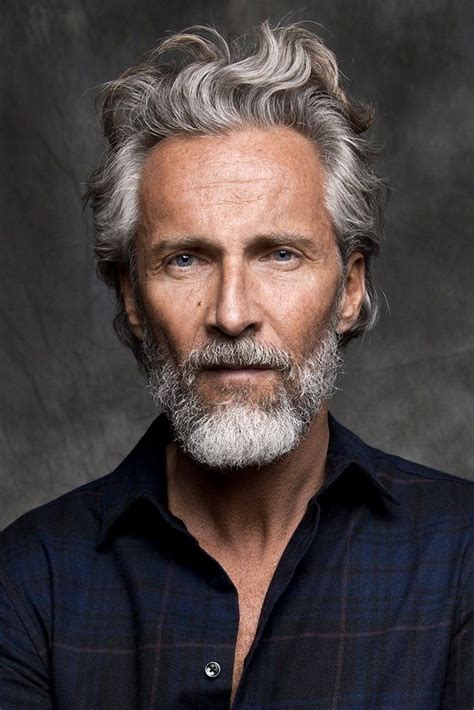 SILVER Agence de Top Modèles de plus de ans Paris Grey hair men Hair and beard styles