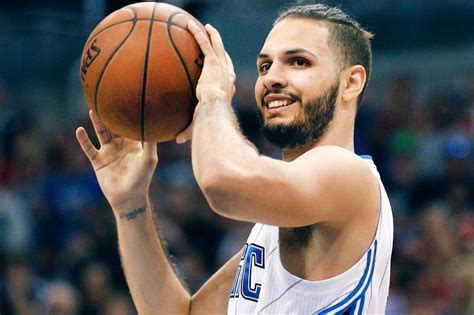 Evan fournier is in a groove, and that's great news for the celtics offense. Officiel : Evan Fournier débarque chez les Celtics, c ...