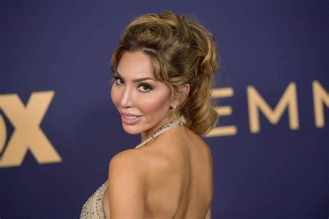 Farrah Abraham Calls Out Teen Mom Fans And Dyes Her Hair Black