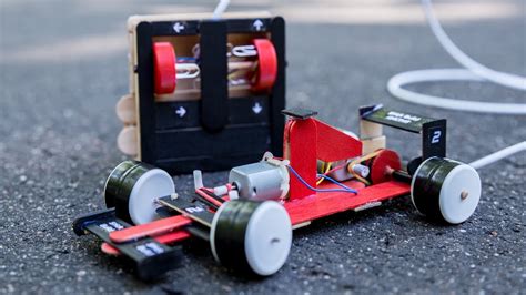 Isn't it really easy to make remote control car fpv? Wow! How to make a F1 car at home from popsicle sticks ...