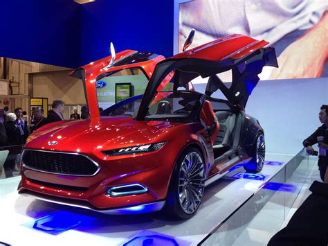 This Is An Amazing Ford Concept Car Shown At Ces Had Two Sets Of Gull