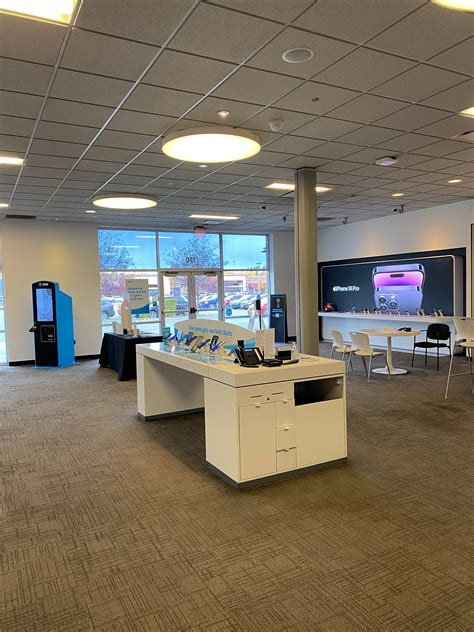 AT&T Tikahtnu Commons | Cell Phones, Wireless Plans & Accessories