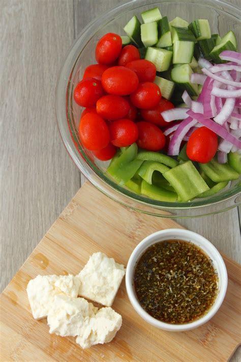 Quick And Easy Greek Salad Recipe Easy Greek Salad Recipe Greek Salad Greek Salad Recipes
