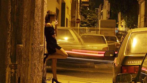 une jeune prostituée raconte son calvaire sur france bleu isère france bleu