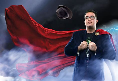 El comediante mexicano presentará su. Franco Escamilla: primer comediante latino en presentarse ...