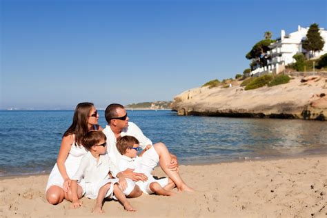 Esˈpaɲa], amtlich königreich spanien, spanisch reino de españa . Spanien Familienurlaub - Günstige Reisen für die ganze Familie