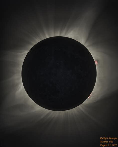 Totality 2017 With Prominences And Earthshine Sky And Telescope Sky
