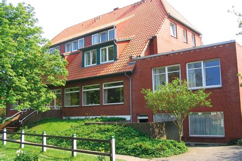 Spiekeroog, die grüne nordseeinsel, ist autofrei. Haus Winfried auf der Nordseeinsel Spiekeroog - KFO