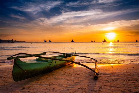 Sunset At White Beach Boracay Philippines Philippines Beaches