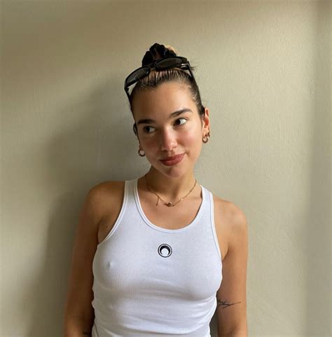 On our instagram viewer you can easy watch instagram stories, profiles, followers anonymously. DUA LIPA - Instagram Photos 05/01/2020 - HawtCelebs