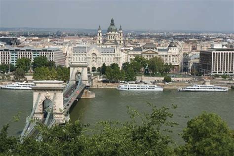 Széchenyi Chain Bridge bridge Budapest Hungary Britannica