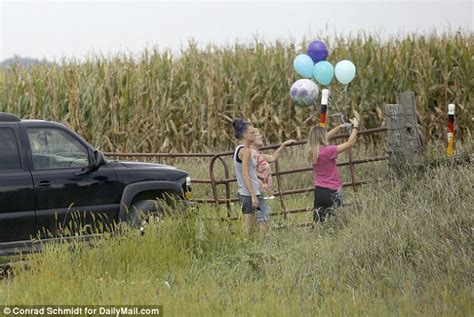 This weekend, runners around the country are dedicating their miles to slain iowa college student mollie tibbetts, who disappeared last month while out for a jog. Mollie Tibbetts' father delivers touching eulogy at memorial service for the slain 20-year-old ...