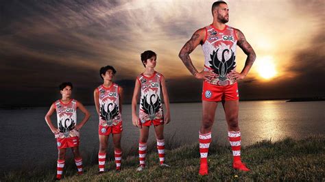 Designed by cheryl davison, it tells a dreamtime story of a beautiful white swan that was attacked by fellow. AFL 2018: Lance Franklin, Sydney Swans v Hawthorn Hawks ...