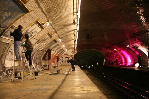 Visit The Abandoned Ghost Metro Stations Of Paris Photo Gallery
