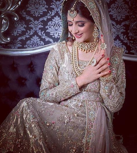 pakistani actress dresses pakistani outfits pakistani fashion pakistani clothing bride