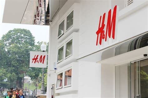 Find her the latest h&m catalogues and the best coupons and sales from clothing stores in penang. H&M Jonker Building, Jonker Street, Melaka, Malaysia ...