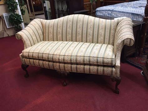 Southwood Chippendale Style Loveseats Sold ⋆ Bohemians