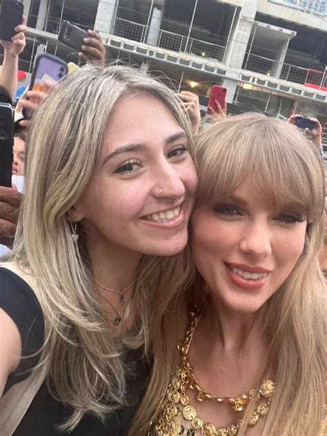 The Swift Society On Twitter 💕 Taylorswift13 With Fans At Tiff22