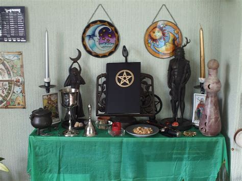 A Witches Altar How To Do A Basic Altar Set Up