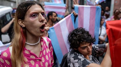 Ten Protesters Detained In Istanbul Trans Pride Parade Released