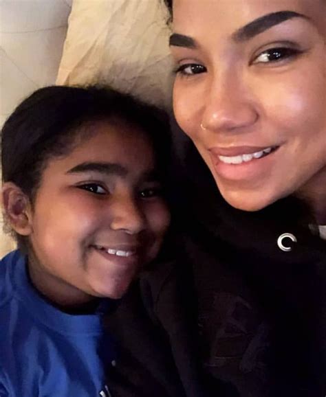 Jhené Aiko And Namiko London Charles Best Female Artists Mommy Goals