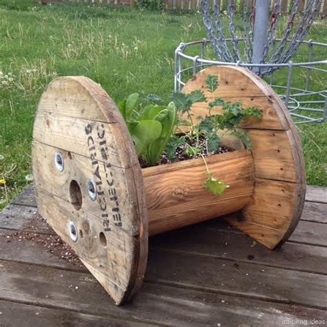 70 Clever Diy Recycled Spool Furniture Ideas For Outdoor Living