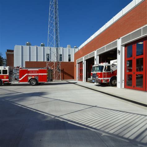 Newton Fire Headquarters And Station 3 Commodore Builders