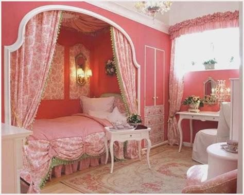 Because every princess needs her palace…. 30 Disney Princess Bedroom Decor | Tween girl bedroom ...