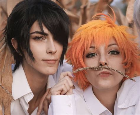 The Promised Neverland Emma Cosplay In 2021 Cosplay Characters