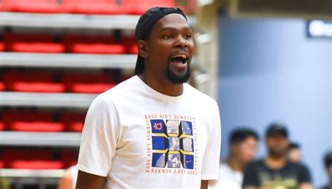 Kevin Durant Hops In Instagram Dms To Argue With Teenager