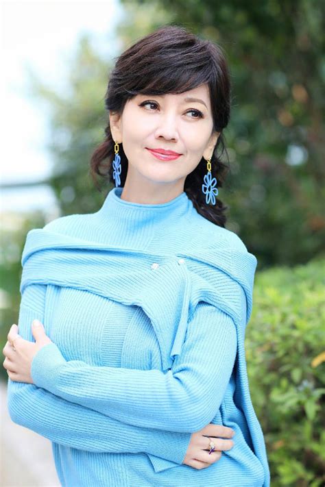 Cận cảnh body vũ thị anh xôn xao nữ diễn viên phim về nhà đi con lộ clip nóng với bạn trai. Minh tinh Triệu Nhã Chi: Cựu tiếp viên hàng không trải qua ...