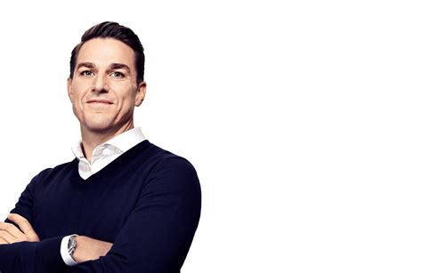 Ea Ceo Andrew Wilson And Other Execs Foregoes Bonus To Instead Put