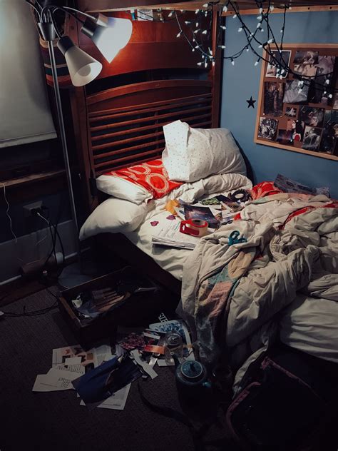 Messy Bedroom Of An Artist Messy Bedroom Artist Clutter Nightowl