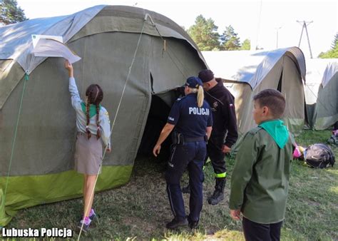 Obóz Harcerski Pod Kontrolą Zdjęcia