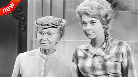 The Beverly Hillbillies 1x04 The Clampetts Meet Mrs Drysdale YouTube