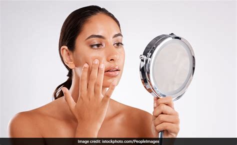 Best Skin Care Ingredients For Oily Skin To Reduce Greasiness And Treat Clogged Pores