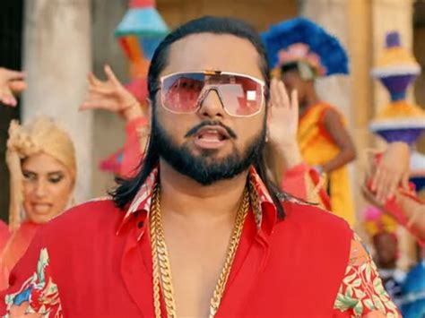 Yo Yo Honey Singh Booked By Mohali Police Over Vulgar Lyrics Honey Singh Booked Over Vulgar