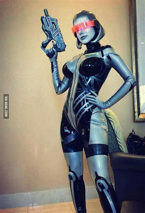 Edi From Mass Effect Spot On Cosplay 9gag