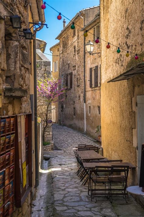 Street Scene Provence Southern France Editorial Photo Image Of Alpes