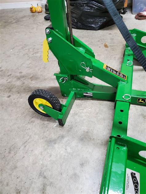 John Deere Xd Mower Lift In Excellent Used Condition Ronmowers